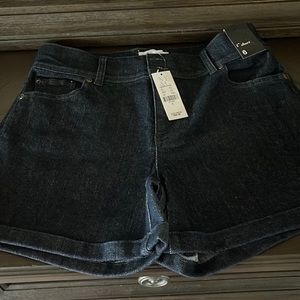Women’s 4inch Shorts